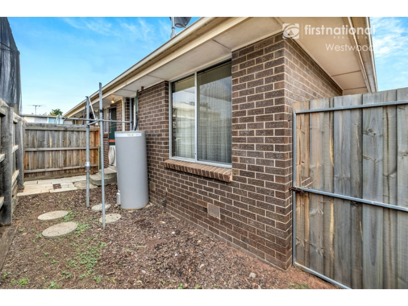 8/6 Willmott Drive, HOPPERS CROSSING Apartment for rent Listed by