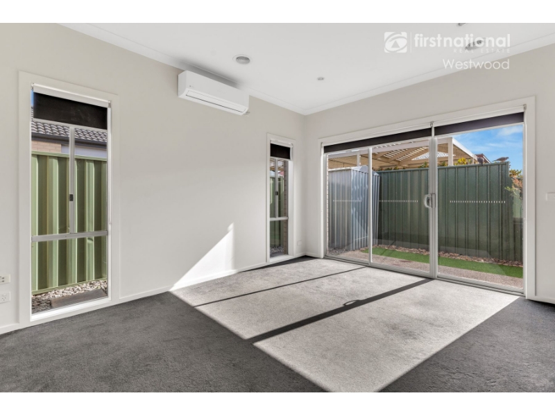 2/101103 Synnot Street, WERRIBEE Apartment for rent Listed by Shenay