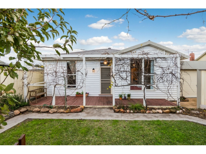 16 McLachlan Street, KANGAROO FLAT House for rent Listed by Hannah