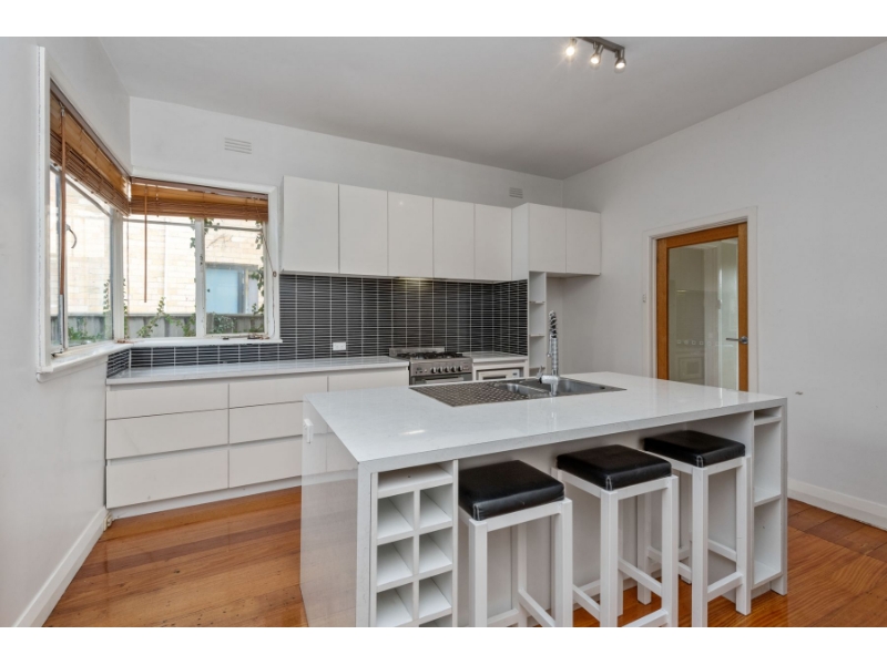 9 Bendigo Crescent, FLORA HILL House for rent Listed by Jodie Murray