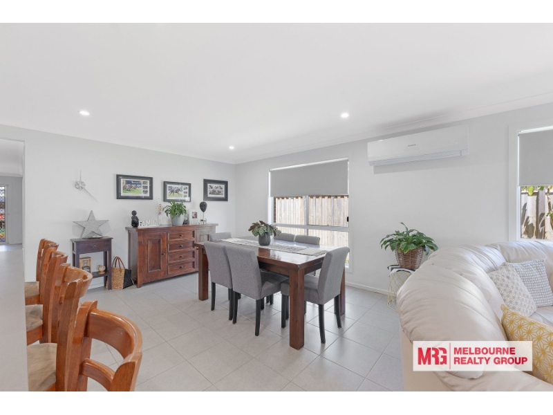 30 Gaudi Boulevard, CORINELLA House for rent Listed by Marcel Di