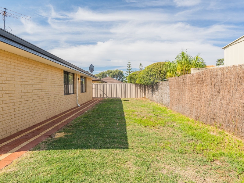20 Wuraling Pass, WANNANUP House for rent Listed by Christina