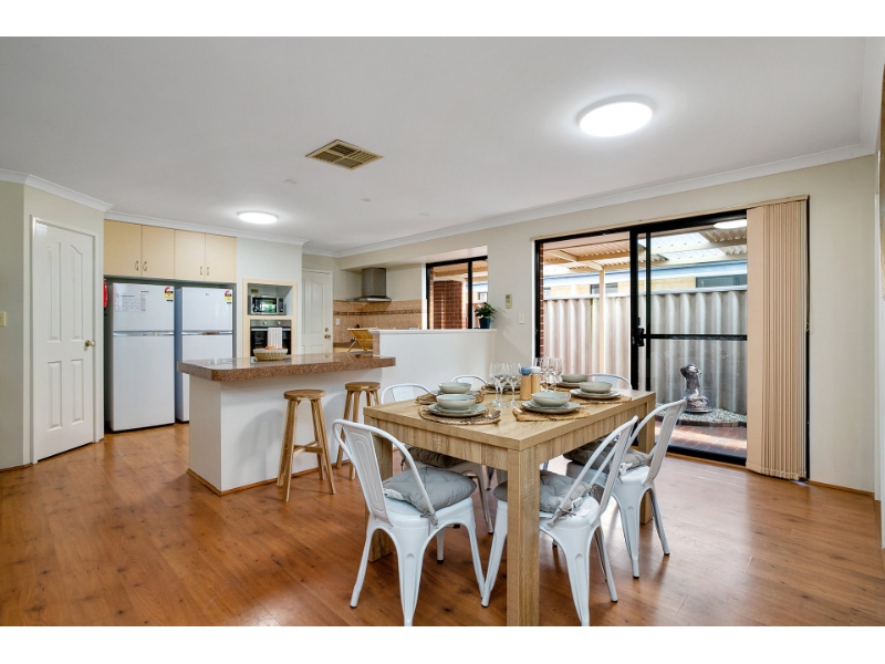 Room 5 90 Pimento Cir, PORT KENNEDY House for rent Listed by Claire