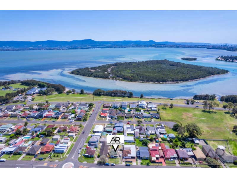 160 Pur Pur Avenue, Lake Illawarra House for rent Listed by Amy Reid