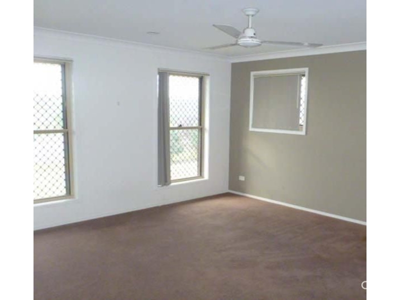 7 Clementine St, Bellmere House for rent Listed by Leasing Department