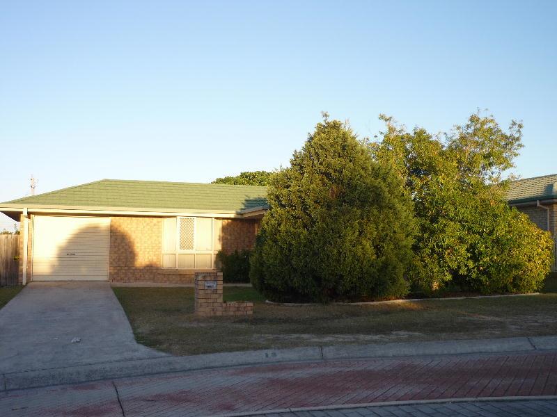 18 Wilkinson Drive, CRESTMEAD House for rent Listed by Anna Adamec of