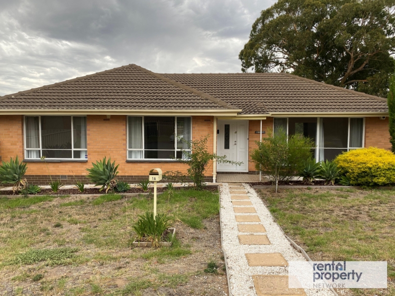 1a Highbury drive, Highbury House for rent Listed by Stephen Drury of