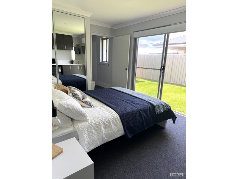 Room Available In Share House With Kitchenette & Ensuite. All Utilities Included image 4