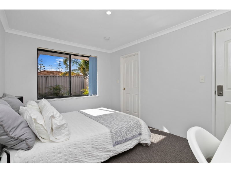 Room 5 90 Pimento Cir, PORT KENNEDY House for rent Listed by Claire