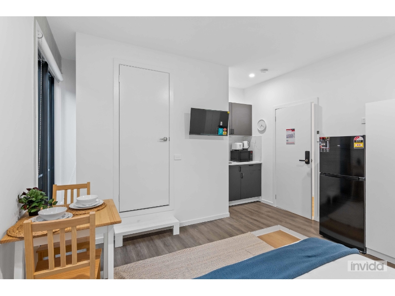 Multiple Rooms Available! Private Suite Style Rooms, Own Ensuite & Kitchenette. Power, Water & Internet Included! Move In Ready. thumbnail 14