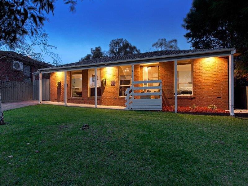 6 Greenacres Court Langwarrin VIC 3910