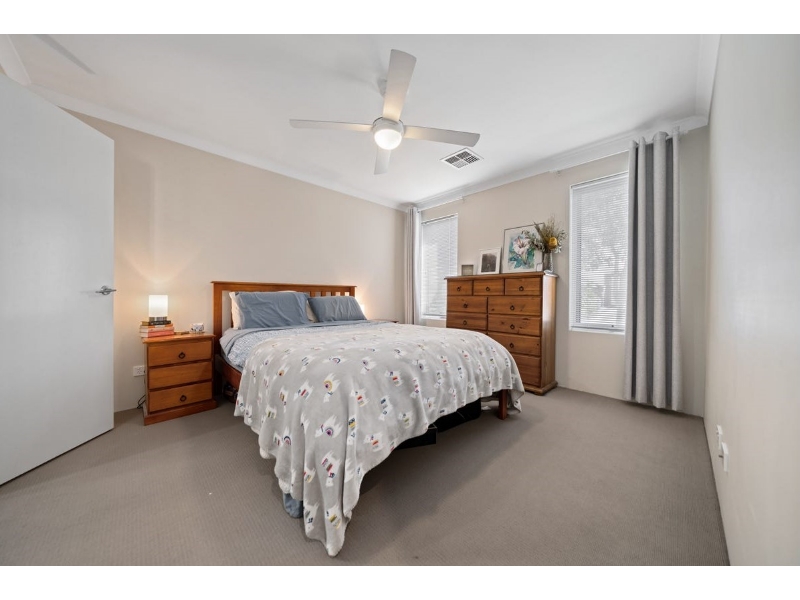 22 Genus Road, Banksia Grove House for rent Listed by Propertywest