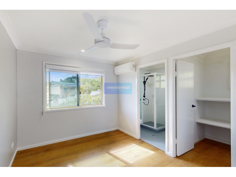 10 Kummara Road, Edens Landing House for rent Listed by Ivan Chua of