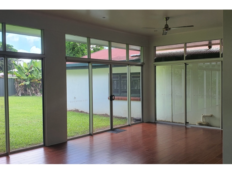 19 Fitzgerald Street, East Innisfail House for rent Listed by Chris