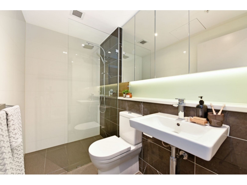 1403/18 Footbridge Boulevard, Wentworth Point Apartment for rent