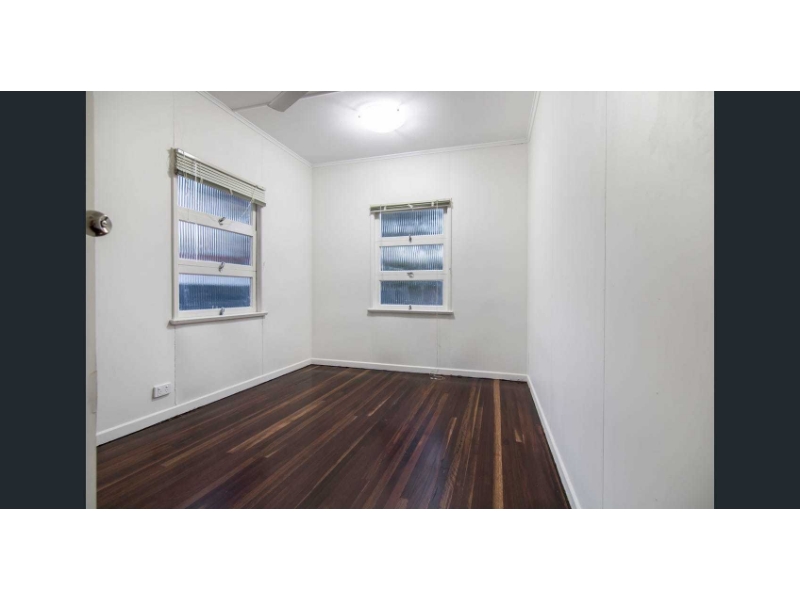 27 Paulette Street, West Mackay House for rent Listed by Coral Tree