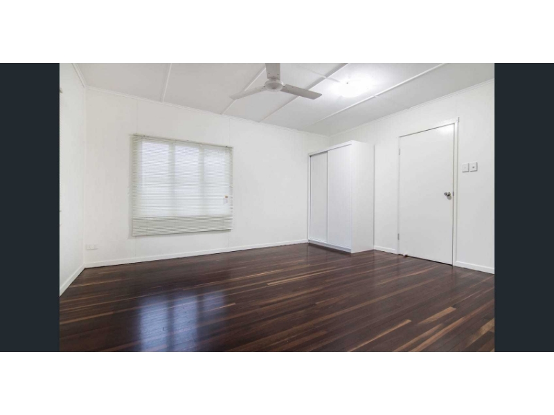 27 Paulette Street, West Mackay House for rent Listed by Coral Tree