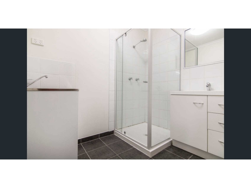 27 Paulette Street, West Mackay House for rent Listed by Coral Tree