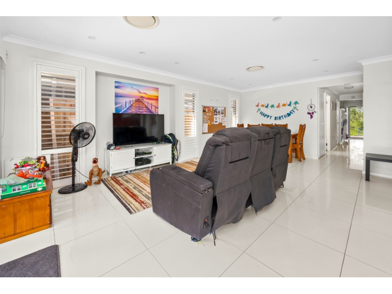 3 Cormorant Street, Aberglasslyn House for rent Listed by Lj Hooker