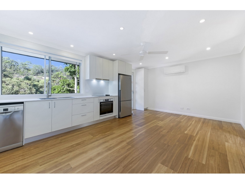 11 Gleneagles Crescent, Hornsby Apartment for rent Listed by Diana