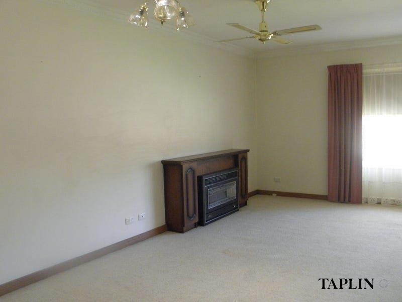 3/4 Valmai Avenue, KINGS PARK Apartment for rent Listed by Portia