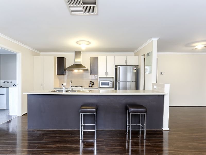 10 Chateau Avenue, Andrews Farm House for rent Listed by Roxanne