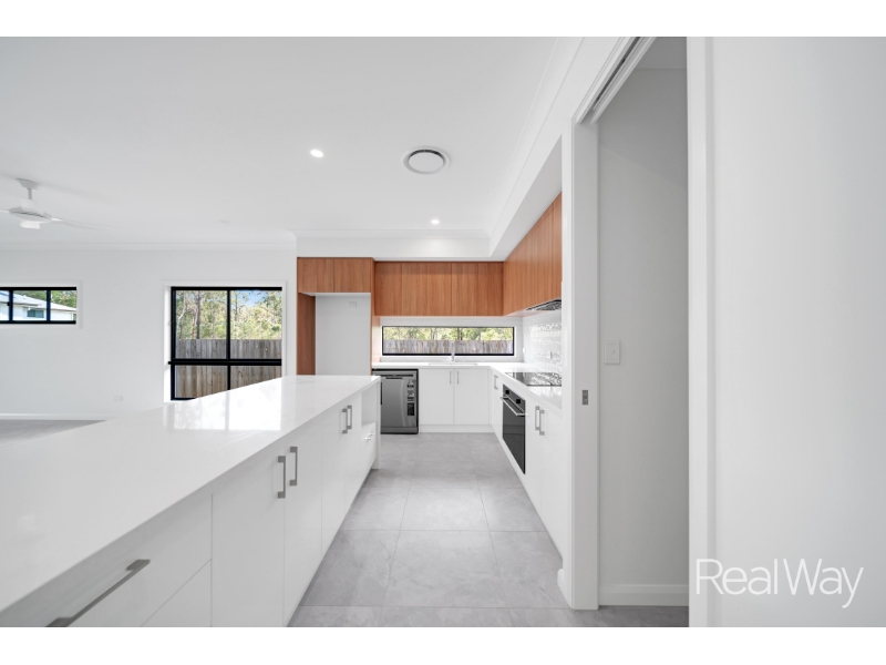 9 Copland Place, Spring Mountain, QLD 4300 House for rent | Listed by ...
