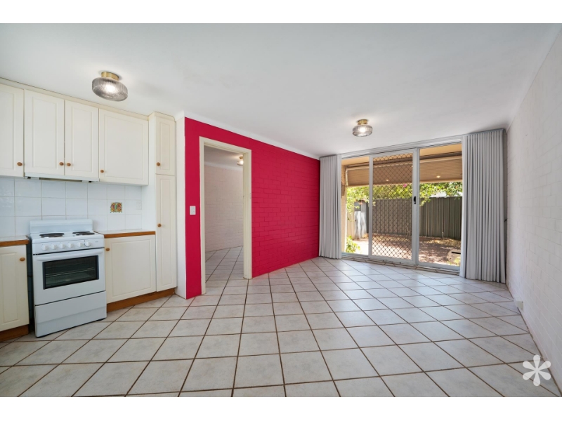 4/200 Peninsula Road, MAYLANDS Apartment for rent Listed by Leasing