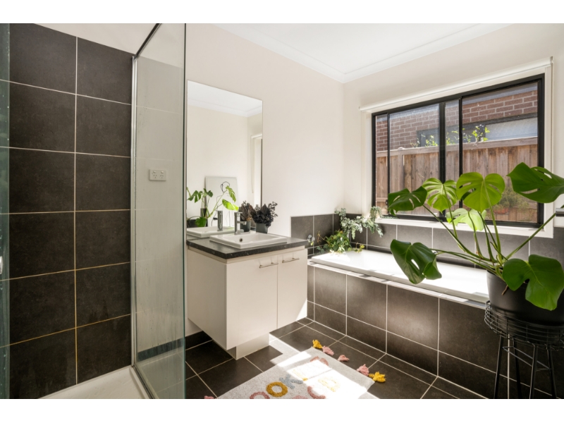 46 Oceania Drive, CURLEWIS House for rent Listed by Justin Wiggins of