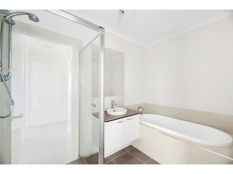 11 Mowbray Drive, OCEAN GROVE House for rent Listed by Deb Peek of Hayden Real Estate Ocean