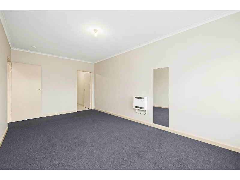 8/10 Albert Avenue, Springvale Apartment for rent Listed by Rental Dept Barry Plant Noble