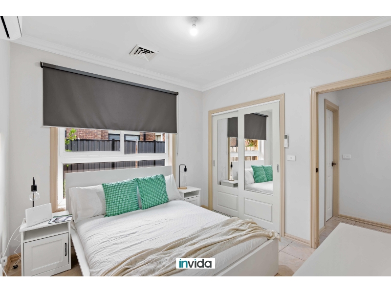 3/33 Tiffany Cres Roxburgh Park VIC 3064