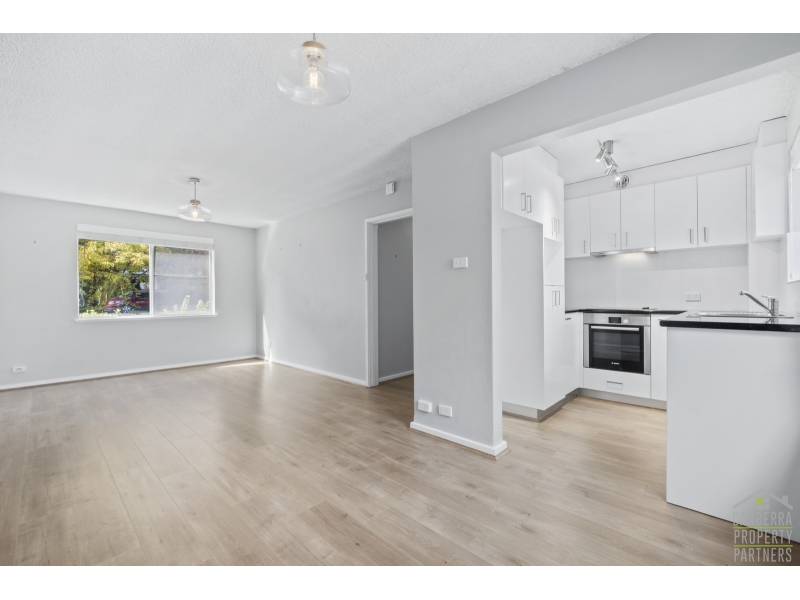 12/27 Coxen Street Hughes ACT 2605