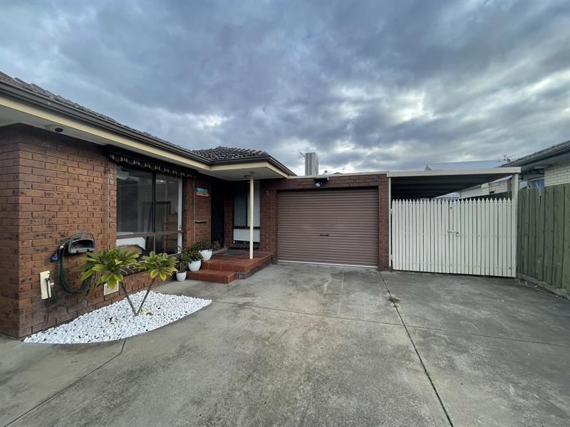 4/3 Rose St, ALTONA House for rent Listed by Micckey V Grover of