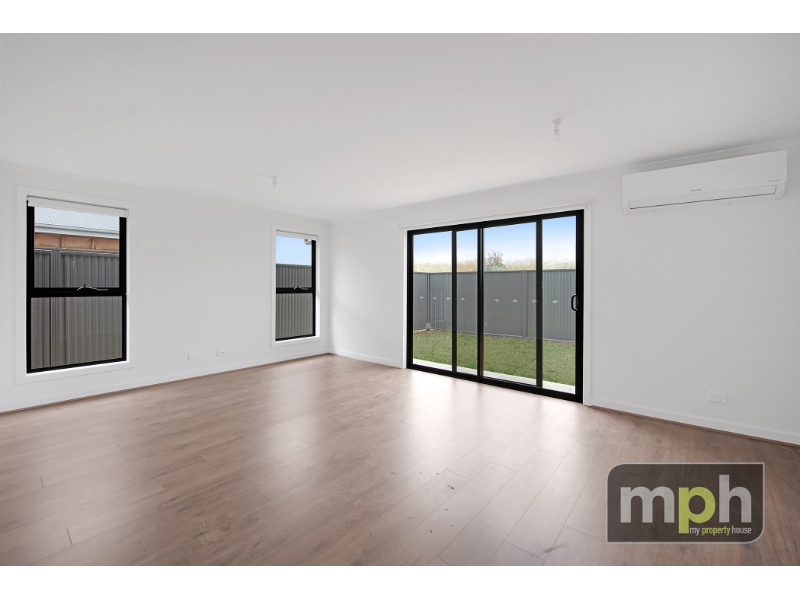 3 & 16 Teague Road, Eyre House for rent Listed by Mph Rentals of My