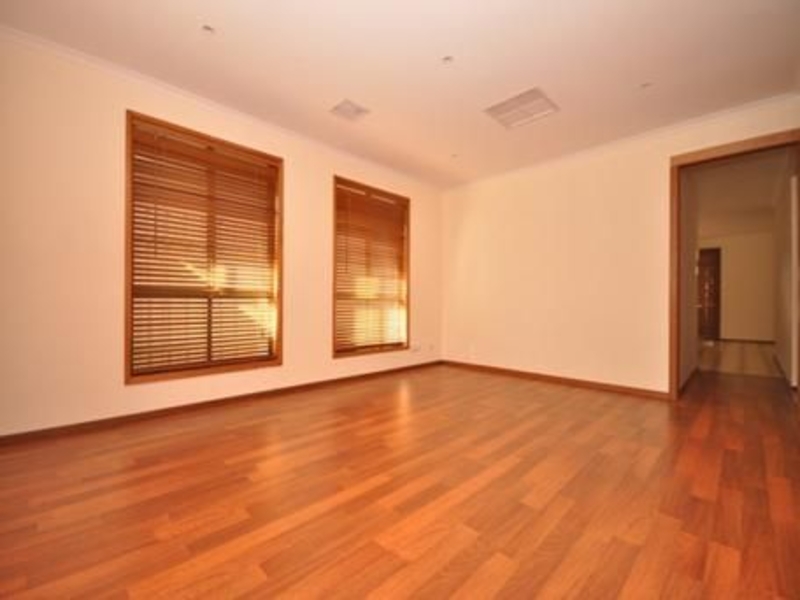 16 Silvertop Court, CRAIGMORE Apartment for rent Listed by of