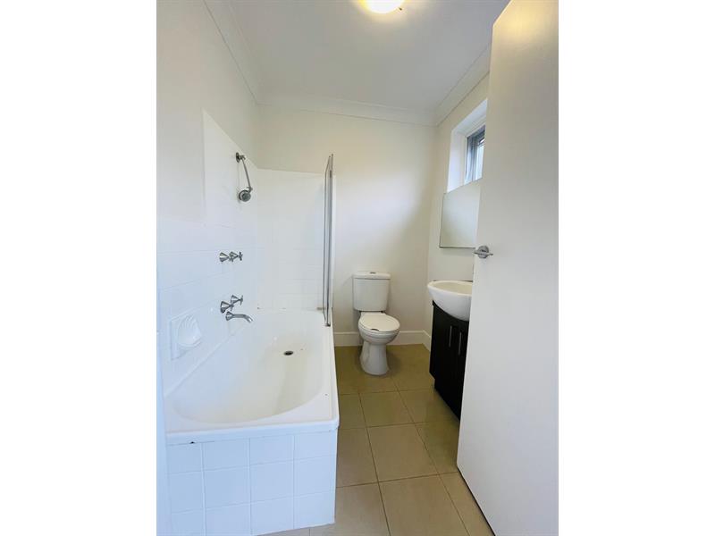 11/44 Woolton Avenue, Thornbury Apartment for rent Listed by Dior