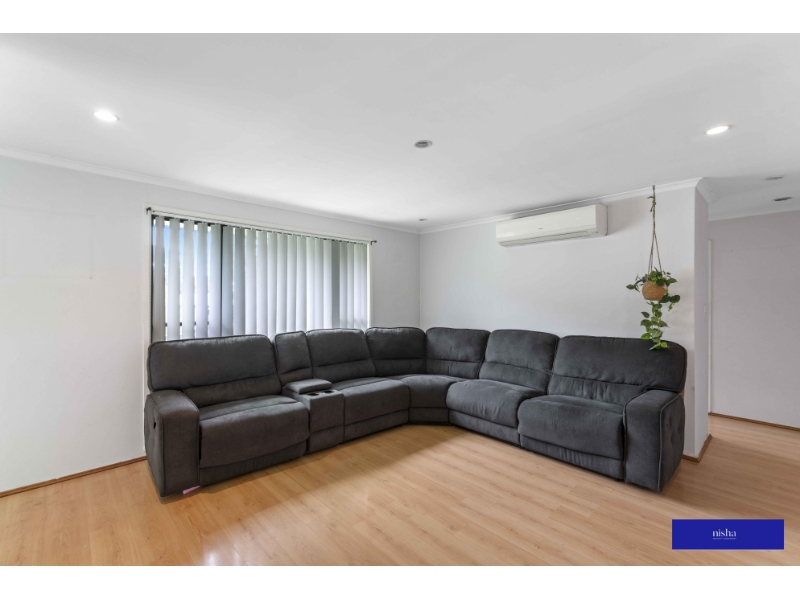 5 Eastham Close, TINGIRA HEIGHTS House for rent Listed by Nisha James