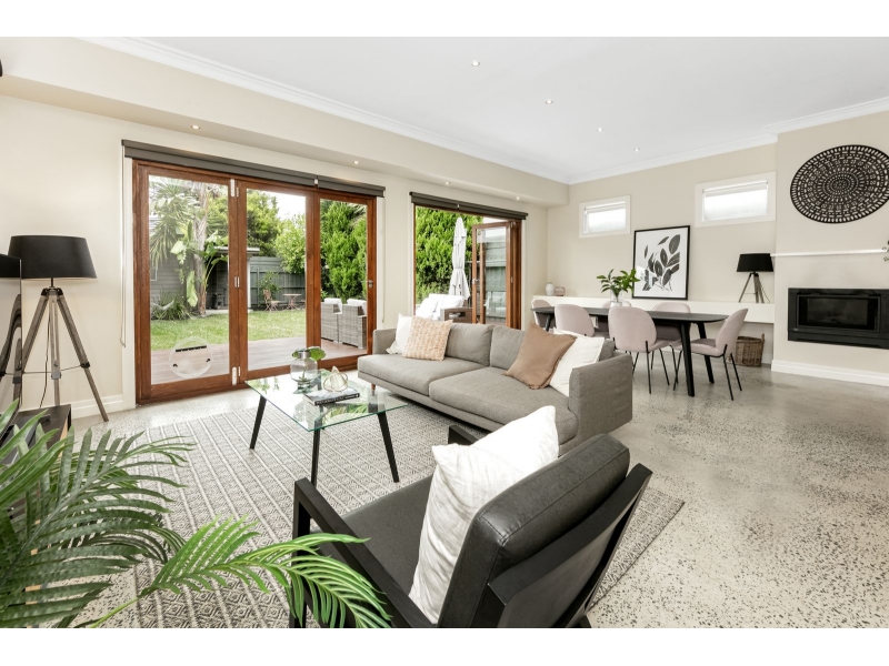 1 Mile End Road, Carnegie House for rent Listed by Mark Lim of