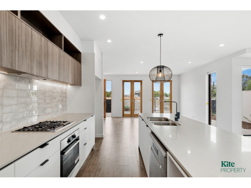 2 Rockhampton Lane Port Adelaide SA 5015