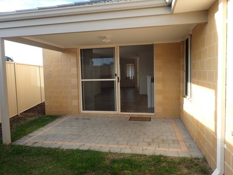 4/4 Hopkinson Way, WILSON Apartment for rent Listed by Property