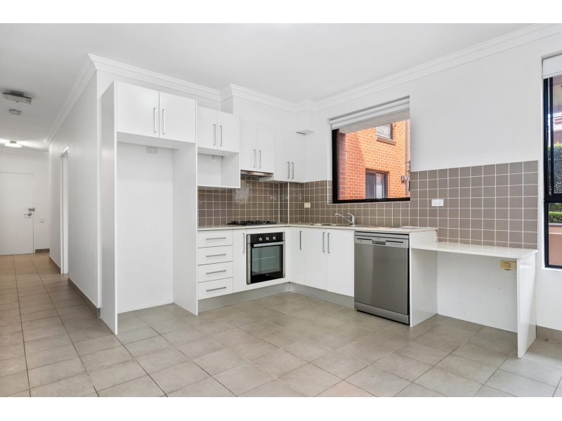 3/3741 Premier Street, GYMEA Apartment for rent Listed by Kate