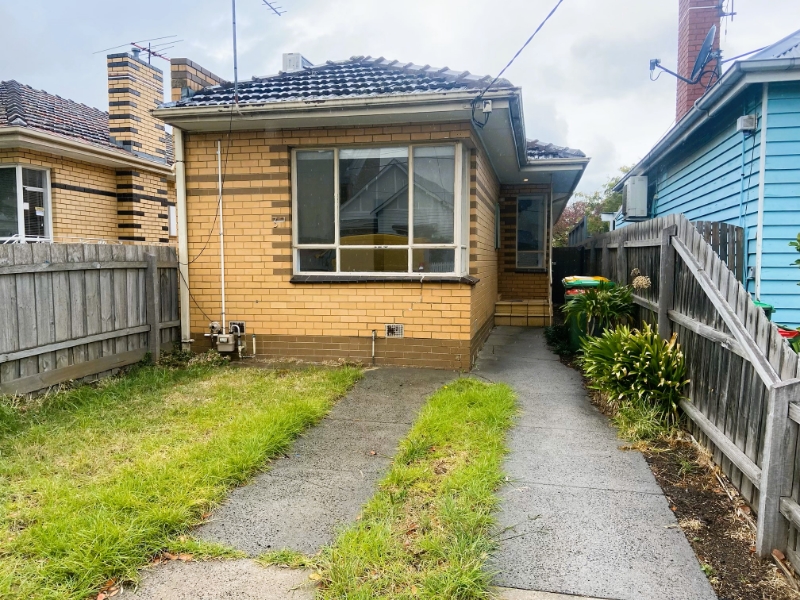 37 Creswick Street, Footscray House for rent Listed by William