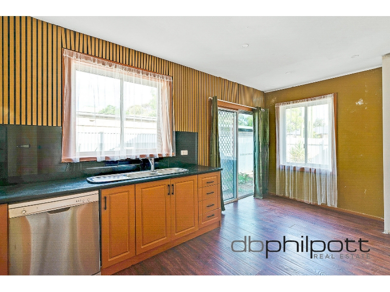 9 McKenzie Road, Elizabeth Downs, Elizabeth Downs - Thumbnail 6