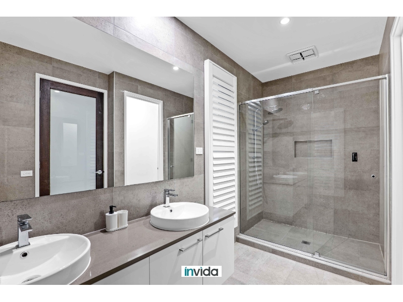 Save On Bills! Private, Lockable Room With Ensuite & Kitchenette – Utilities & Wi-Fi Included! Multiple Rooms Available! thumbnail 3