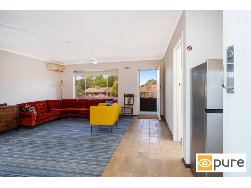 9/19 Princess Road, CRAWLEY Apartment for rent Listed by Sally Dooley