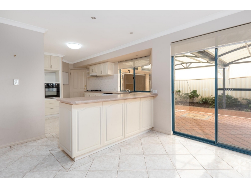 5 Jarvis Place, LEEMING House for rent Listed by Leasing Services Team of Vivid Property Perth