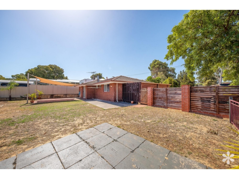 19 Barclay Avenue, Padbury House for rent Listed by Michele Langley