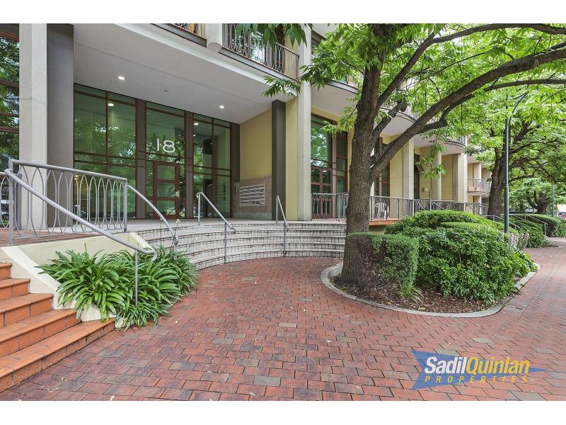 37/18 Captain Cook Crescent GRIFFITH ACT 2603