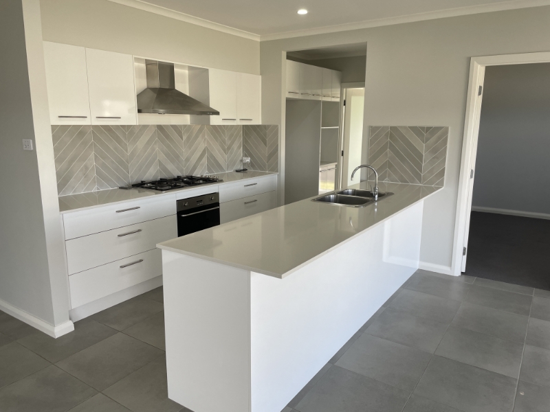 14 Saxby Ave (huntlee Estate) North Rothbury NSW 2335 House for rent